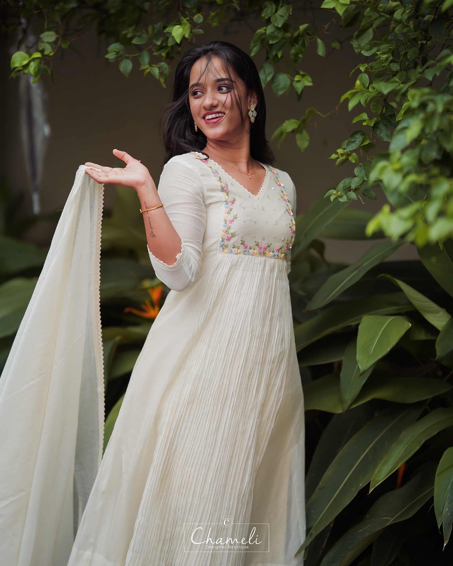 Product Code CDB-84
*BOOKING AVAILABLE THROUGH OUR WEBSITE AND INSTAGRAM DM
*WEBSITE LINK IN BIO
*WORLDWIDE SHIPPING AVAILABLE
*FOR INTERNATIONAL SHIPPING ENQUIRIES AND ORDERS , PLEASE SEND DIRECT MESSAGE ON INSTAGRAM
FOR ALL OTHER ENQUIRIES , PLEASE SEND DIRECT MESSAGES ON INSTAGRAM
(No Official WhatsApp number Available)
♦️Any unauthorized use of this photo/video will result in immediate legal action♦️
♦️PRODUCT COLOUR MAY SLIGHTLY VARY DUE TO PHOTOGRAPHIC LIGHTING OR YOUR MONITOR SETTINGS♦️
VC - @pathmapriya.photography ♥️